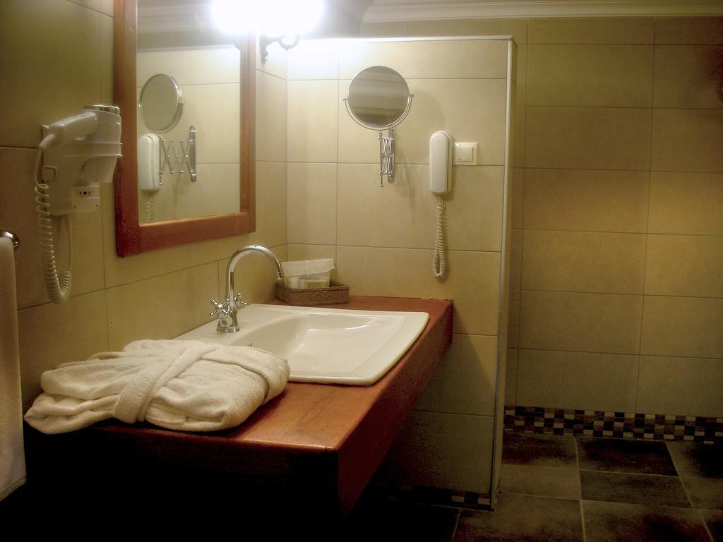 Maris Butik Hotel ทูรุนช์ ห้อง รูปภาพ